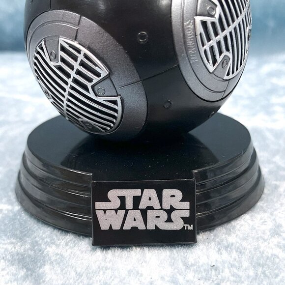 Funko Pop! Vinyl: Star Wars - BB-9E #202 - 2017 - Picture 3 of 3